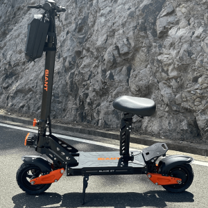 Электросамокат GIANT Blade GT Pro 48V 26Ah 1600W (2025) |С сиденьем, усиленной конструкцией и амортизационной подвеской 