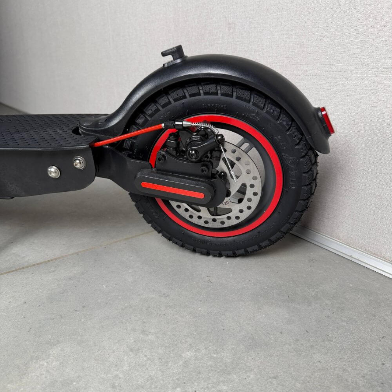 Електросамокат UMI U9 Ultra S Black 600W 36V — до 30 км/год, колеса 10", амортизація, Фото 3