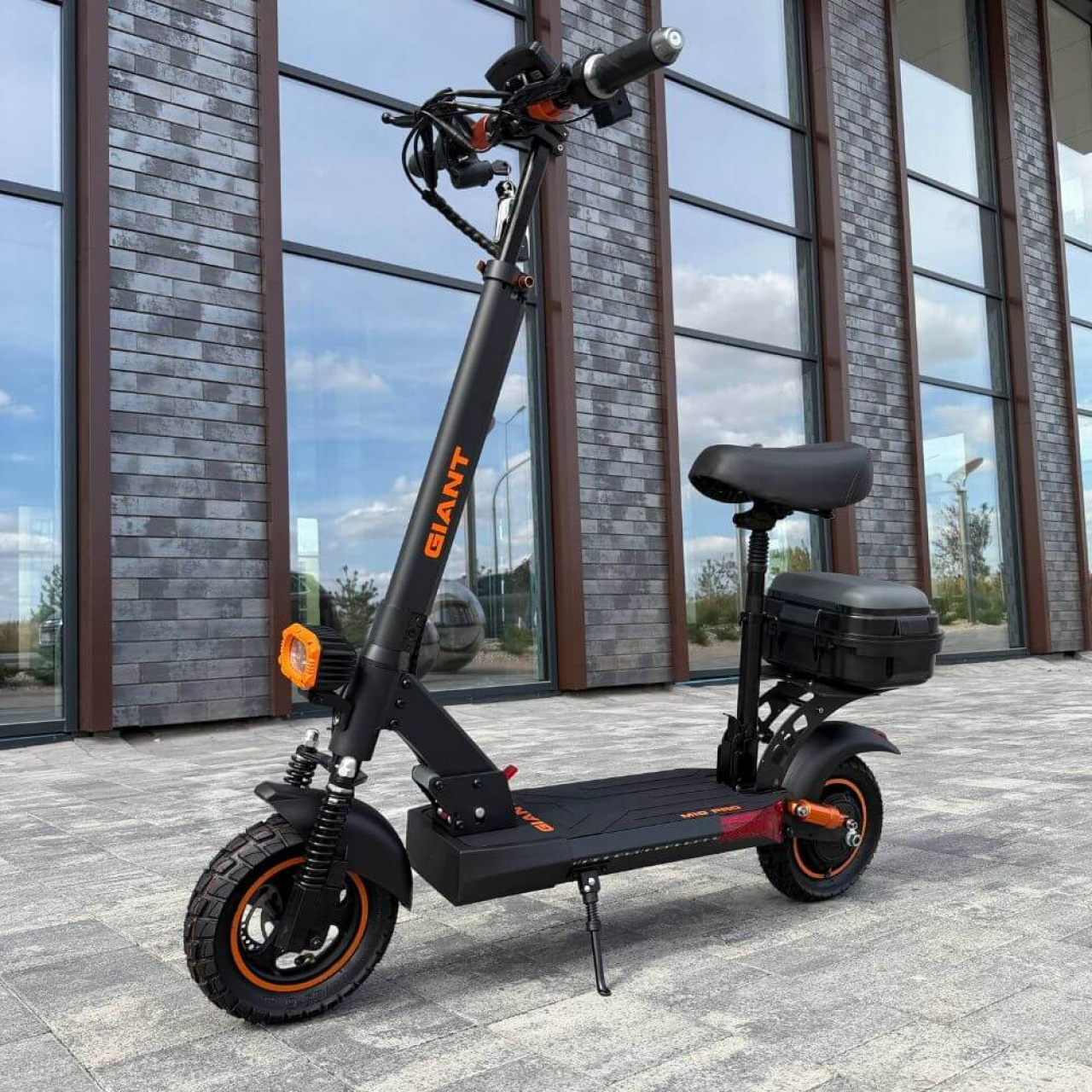 Електросамокат GIANT M10 PRO 1000W 48V 23Ah — 50 км/год, 10.5", подвійна амортизація, Фото 1