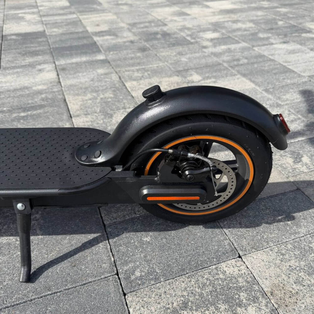 Електросамокат KUGOO M365 PRO Black — 600W, 12,4Ah, до 30 км/год, 8,5", Фото 2