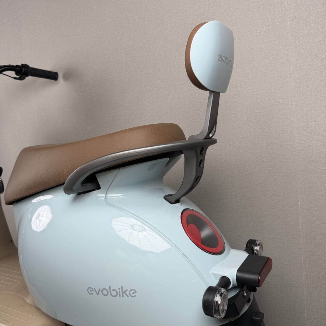 Електровелосипед EVOBIKE UNO 800W 48V 20Ah блакитного кольору — двомісна модель із графеновим акумулятором та подвійною амортизацією, Фото 9