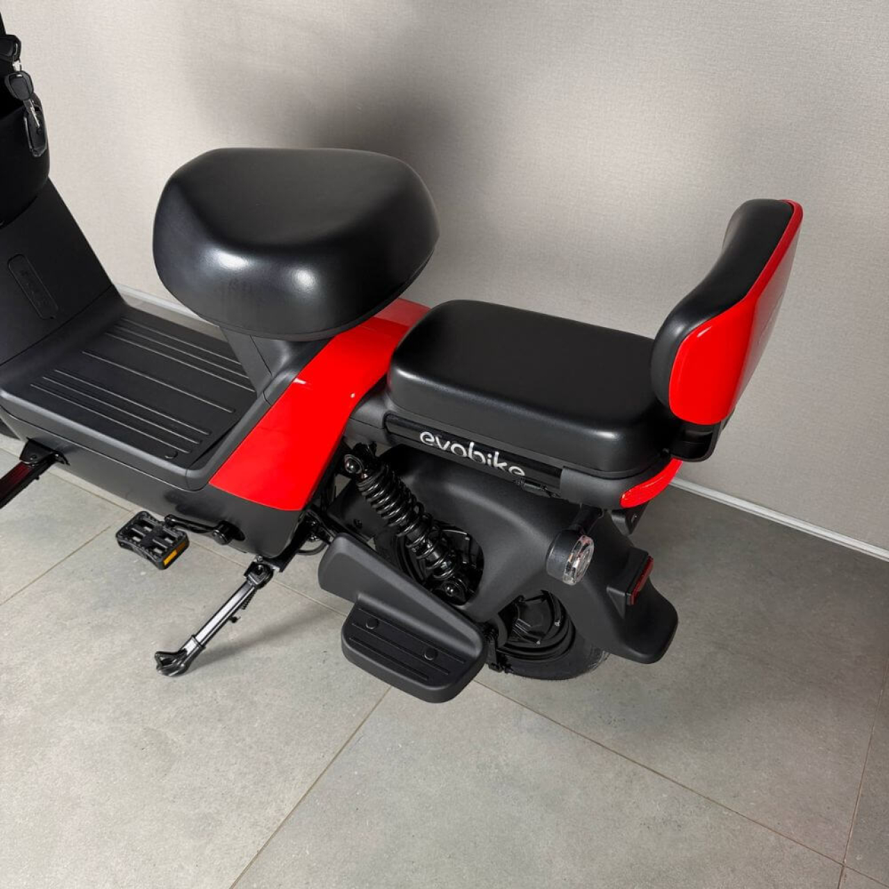 Електровелосипед EVOBIKE YOTA 800W 48V 20Ah, двомісний 14", з подвійною амортизацією, кошиком, червоний, Фото 3
