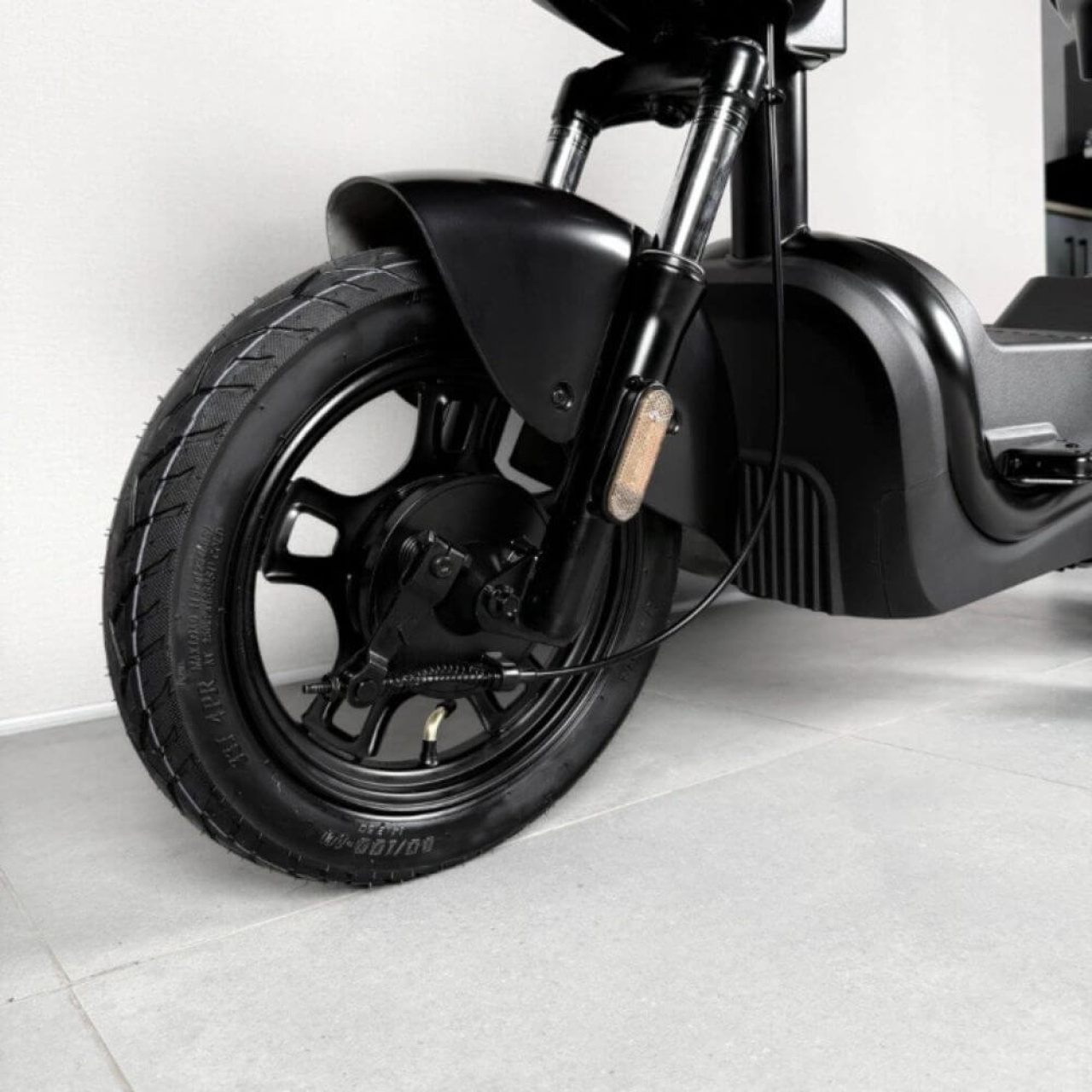 EVOBIKE Atlas 600W 48V 20Ah Чёрный — электровелосипед для ежедневных поездок по городу, Фото 6
