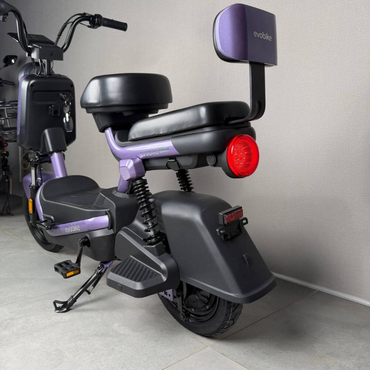 EVOBIKE Atlas 600W 48V 20Ah Фиолетовый — электровелосипед для ежедневных поездок по городу, Фото 12
