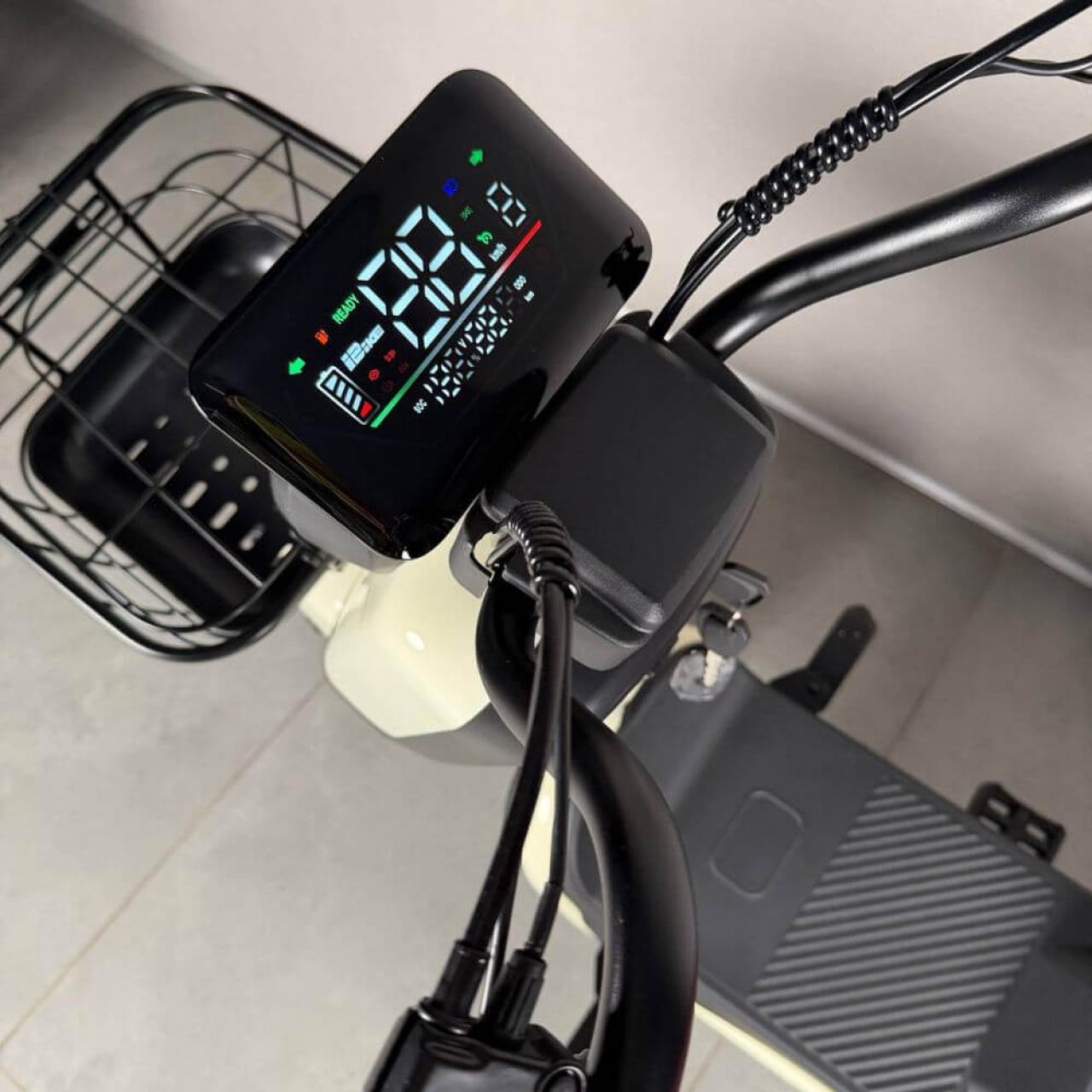 EVOBIKE Atlas 600W 48V 20Ah Молочный — электровелосипед для ежедневных поездок по городу, Фото 3