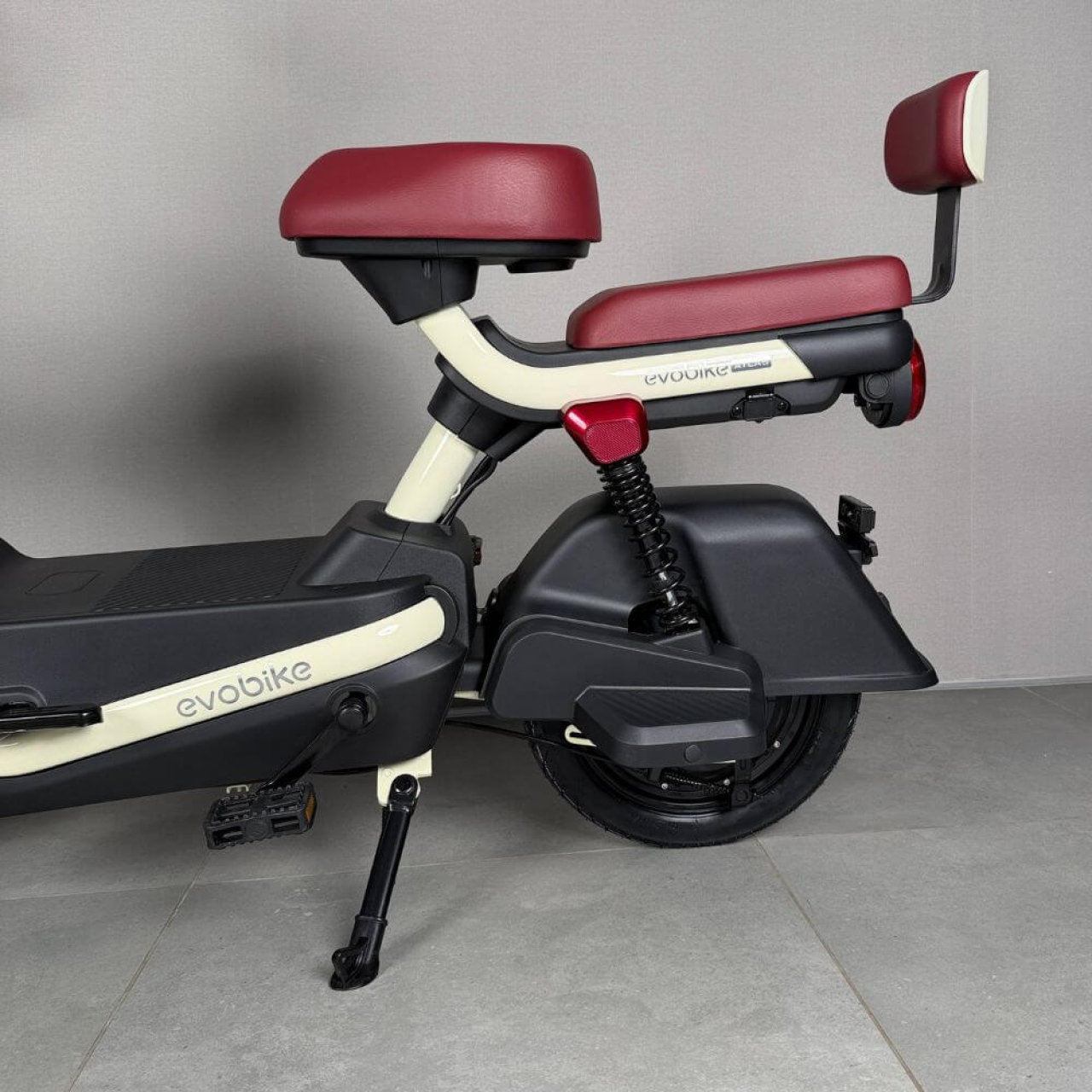 EVOBIKE Atlas PRO 14" 800W 60V 20Ah — электровелосипед с графеновым аккумулятором, до 30 км/ч, молочный, Фото 13