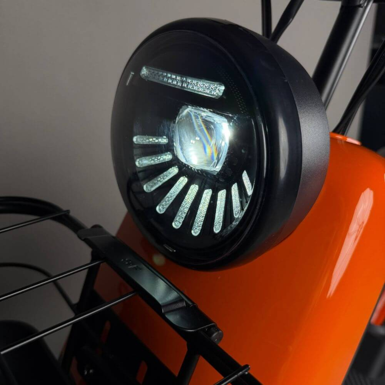 EVOBIKE Atlas PRO 14" 800W 60V 20Ah — электровелосипед с графеновым аккумулятором, до 30 км/ч, оранжевый, Фото 4