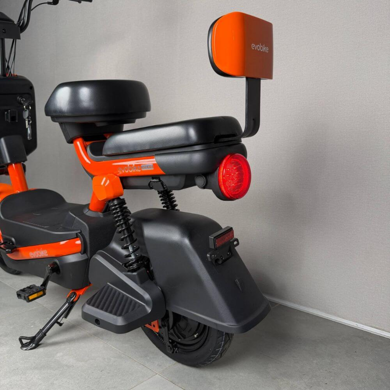 EVOBIKE Atlas PRO 14" 800W 60V 20Ah — электровелосипед с графеновым аккумулятором, до 30 км/ч, оранжевый, Фото 14